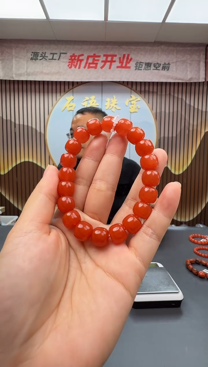 南红玛瑙手串未镶嵌004ZB0730产品一个