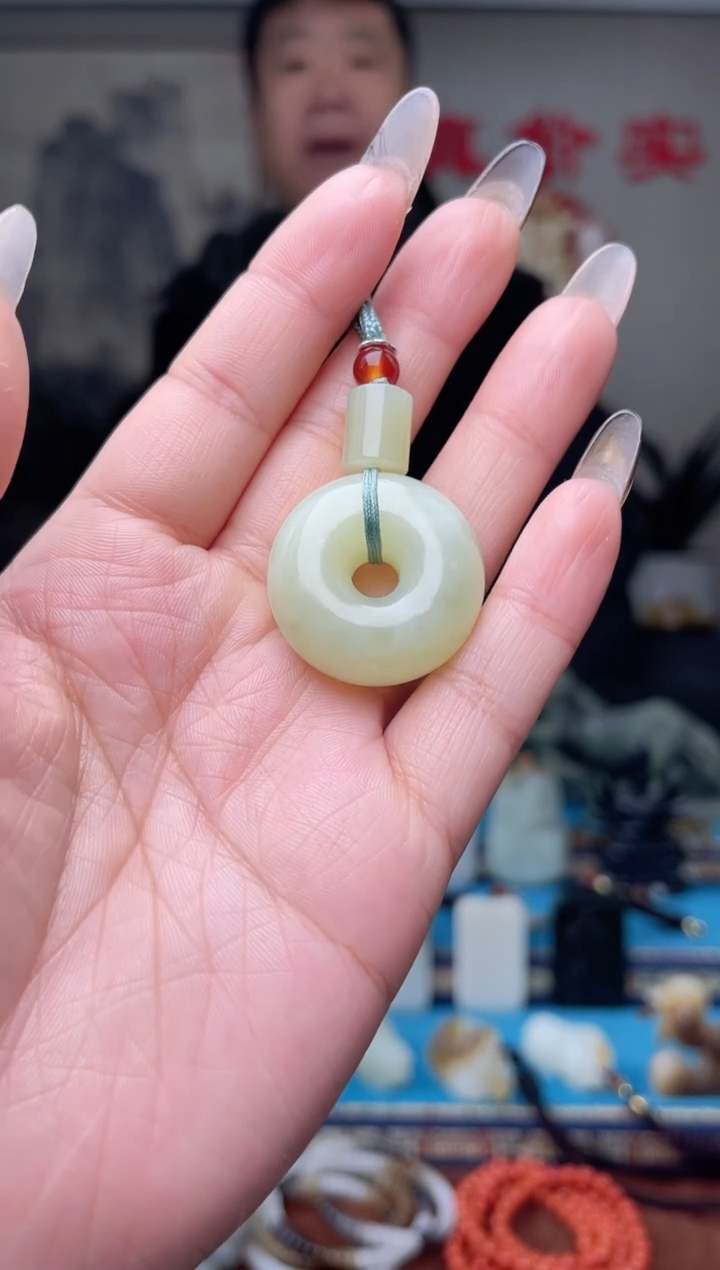 【闪购商品】和田玉挂件未镶嵌1多样性发 拍一发一