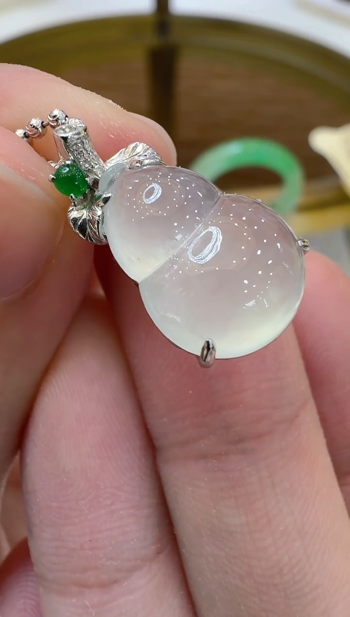 【闪购商品】翡翠吊坠(不含链)18K金镶嵌多样性团购发一件