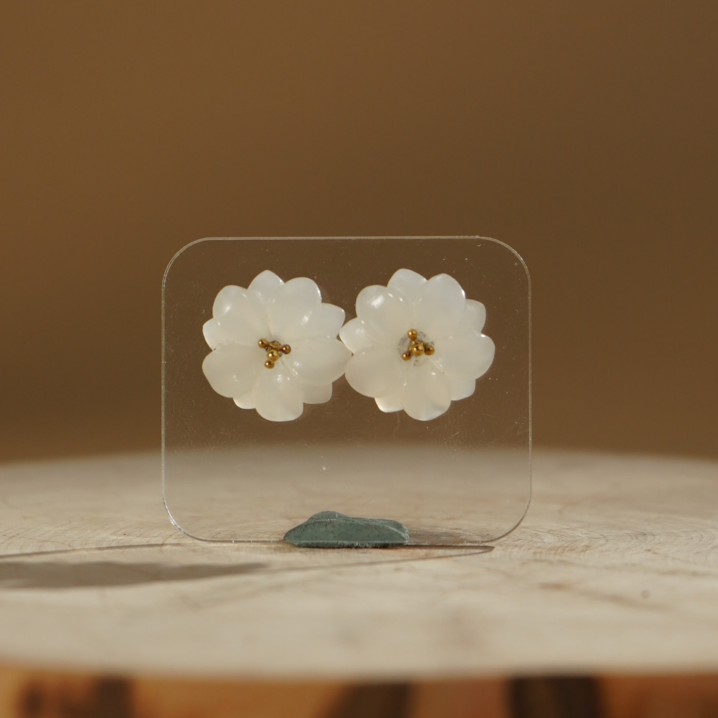 HA00157和田玉白玉花朵耳钉