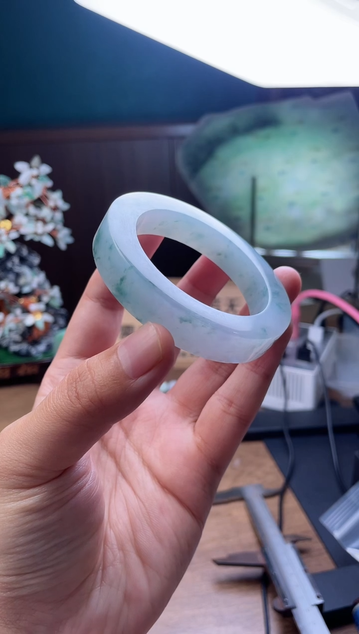 【闪购商品】定制翡翠手镯未镶嵌定制