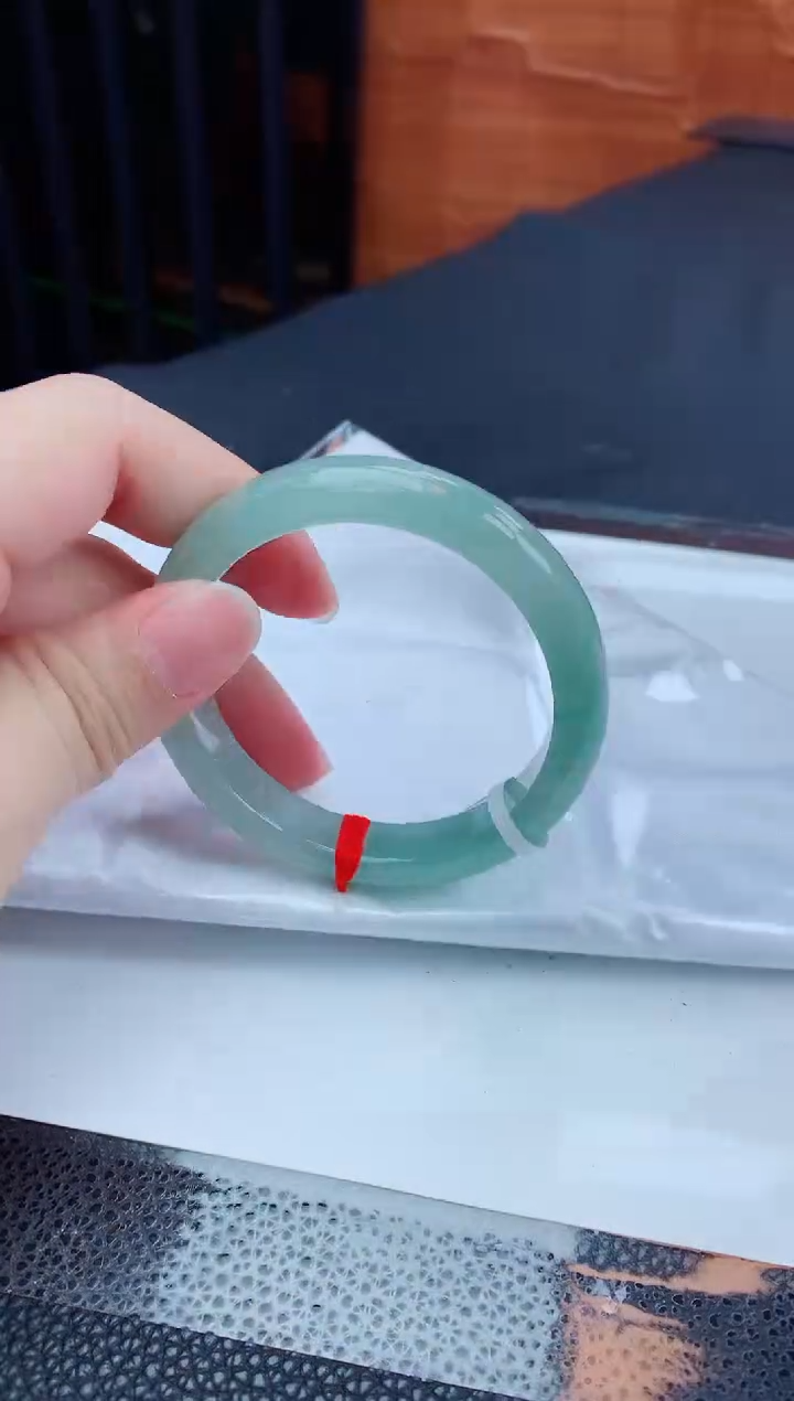 翡翠未镶嵌手镯缅甸天然翡翠A货手镯