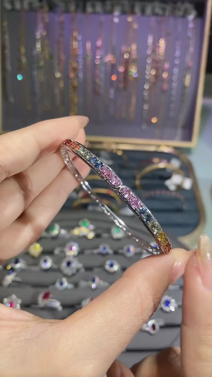 【闪购商品】蓝宝石手镯18K金镶嵌手镯