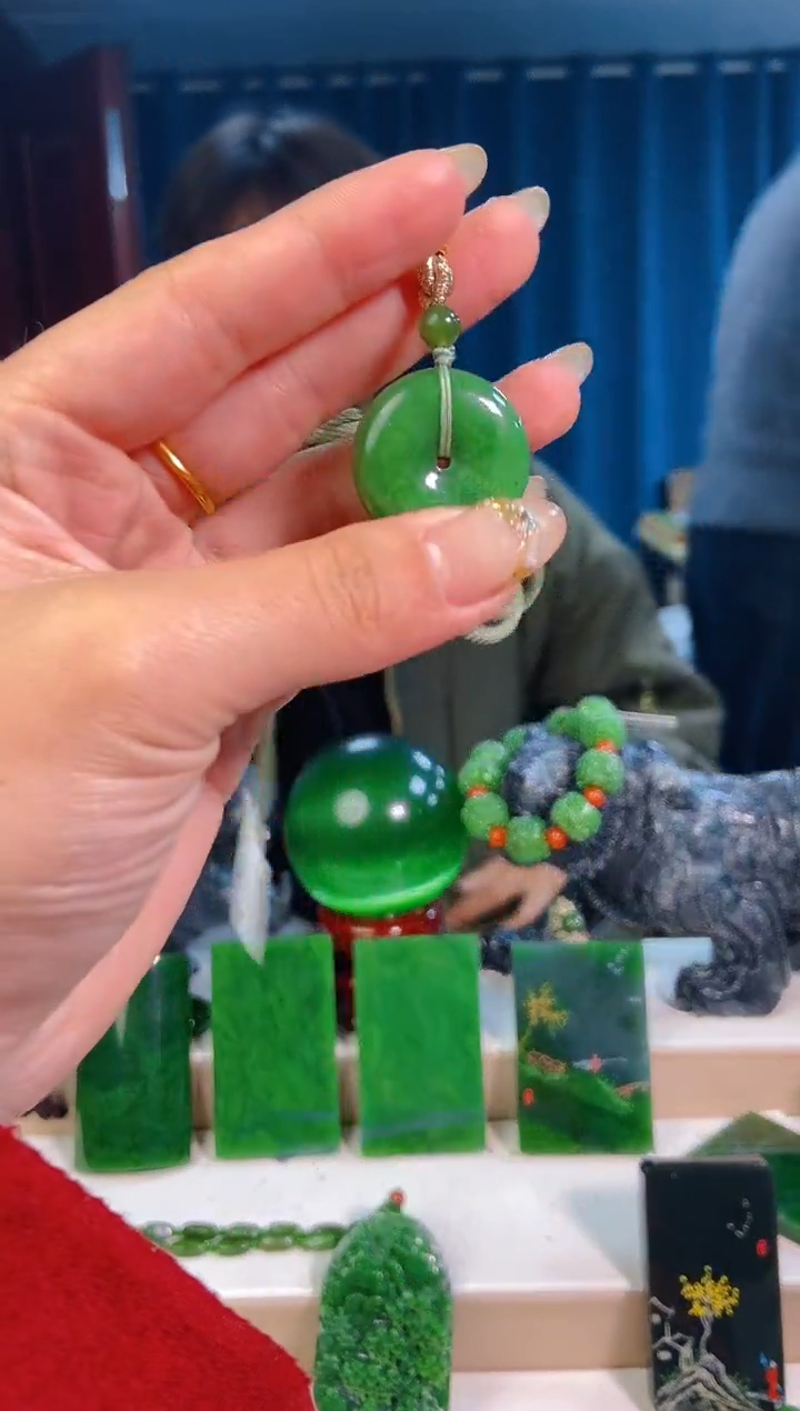 【闪购商品】和田玉未镶嵌挂件1