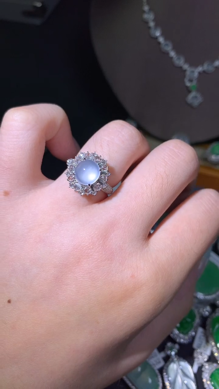 吊坠(不含链)18K金镶嵌翡翠戒指