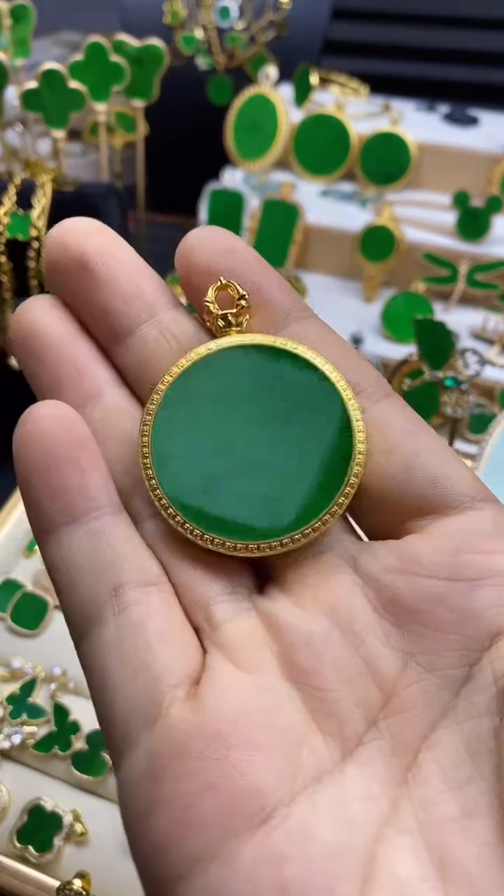 钛钢无恋*中号时尚吊坠