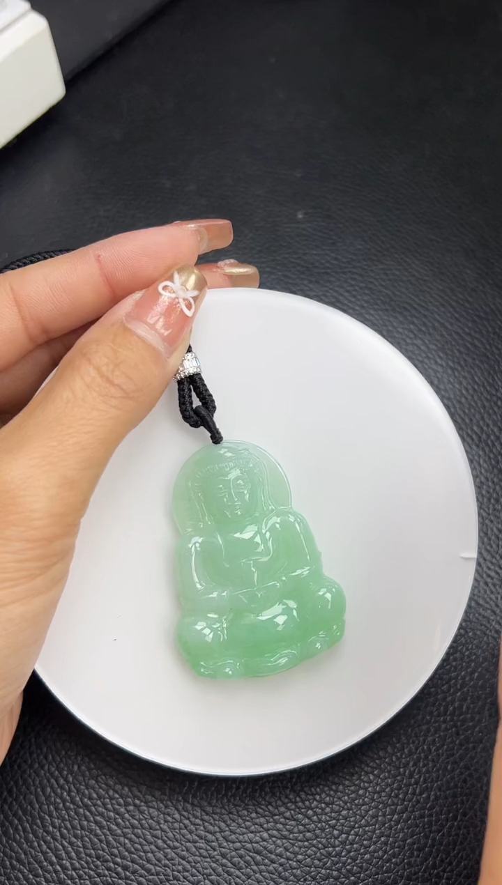 【闪购商品】翡翠颈饰未镶嵌YM1090-1 观音