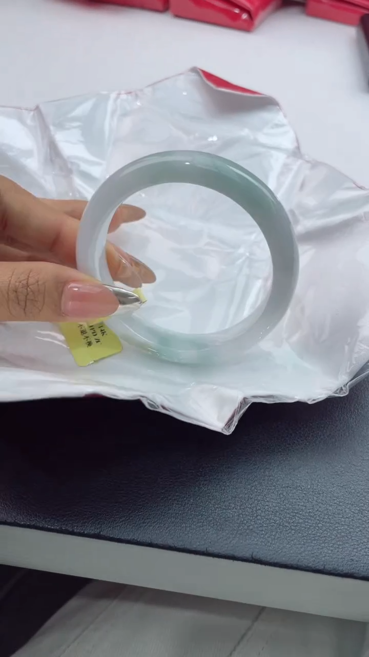 【闪购商品】翡翠手镯未镶嵌6翡翠手镯