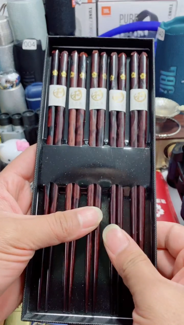 瓷片闪购商品如图所示