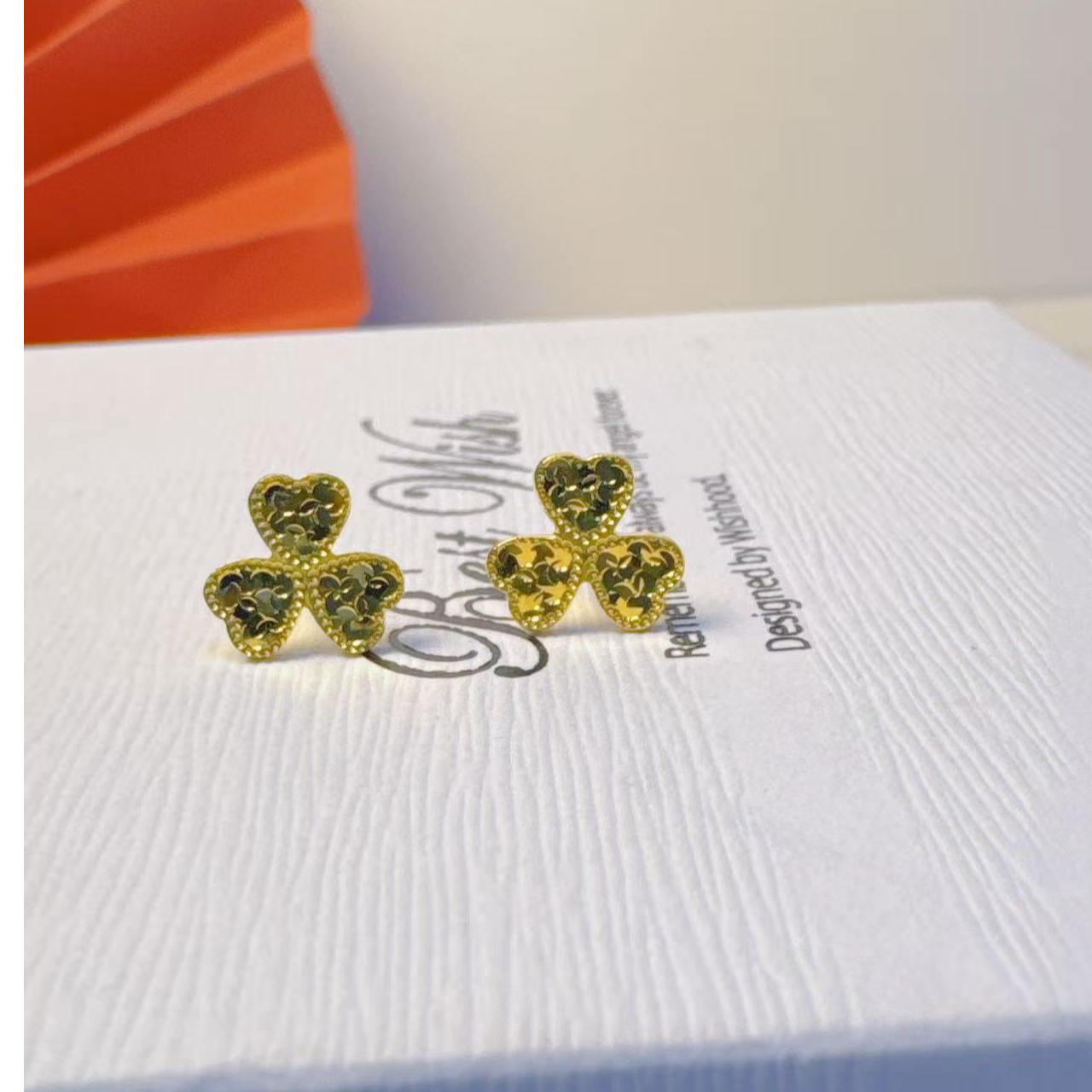 PT950铂金黄耳饰 轻奢碎碎金三叶草直针耳钉 约卡8mm S 11913