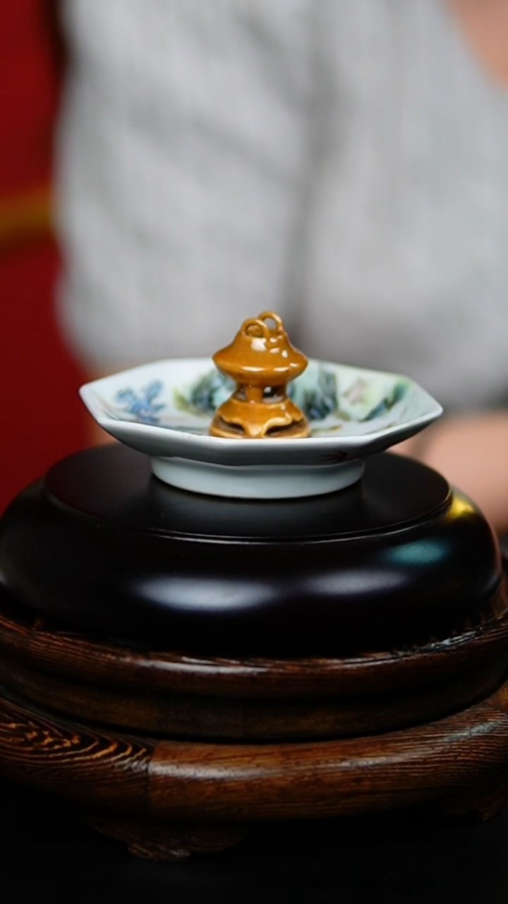 瓷片仿清道光粉彩香插