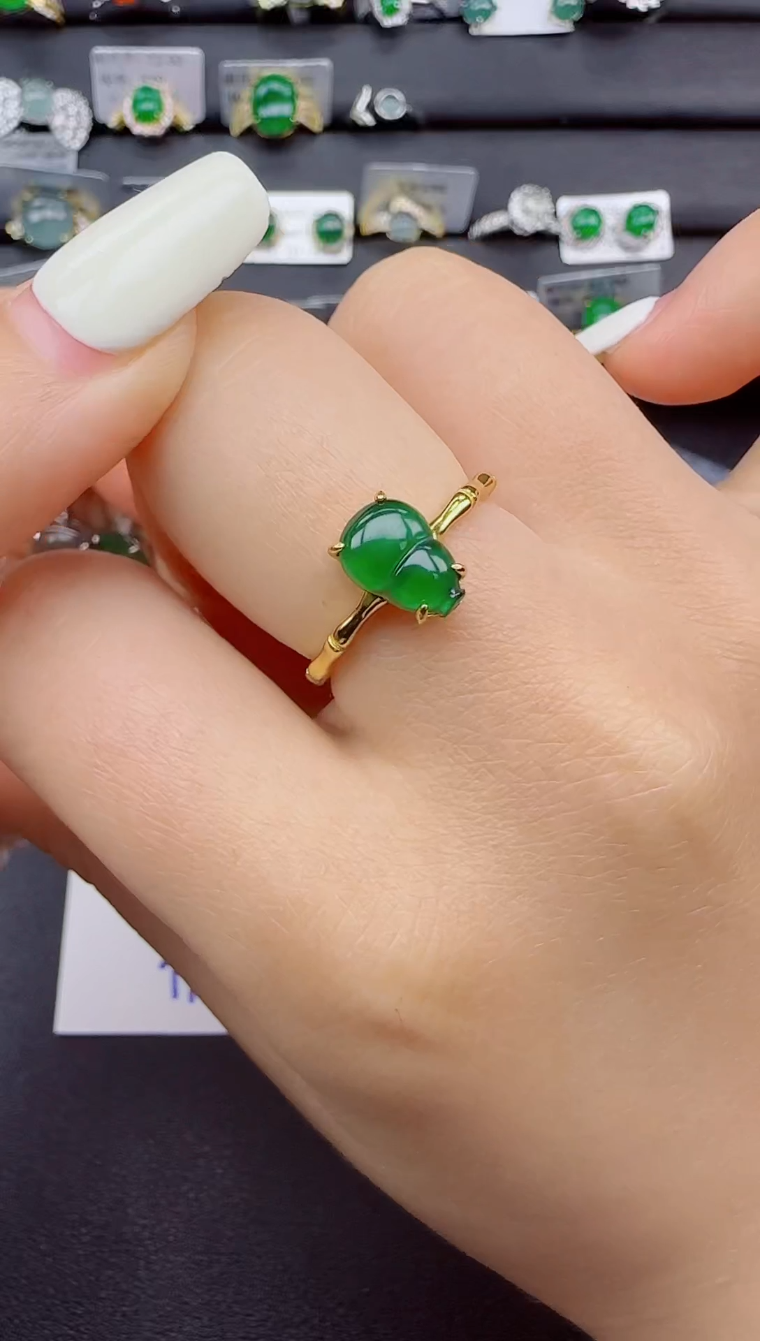 翡翠戒指银S925镶嵌111111