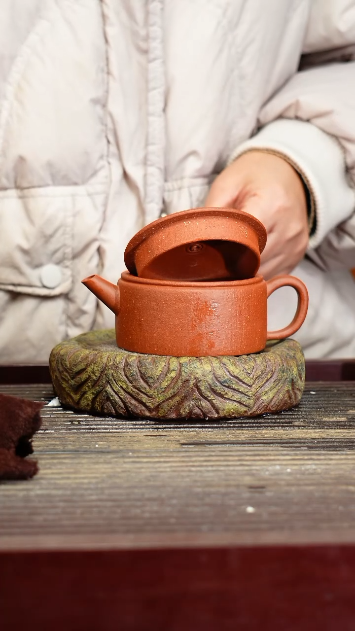 宜兴原矿紫砂壶茶壶宜兴原矿紫砂壶茶壶150C