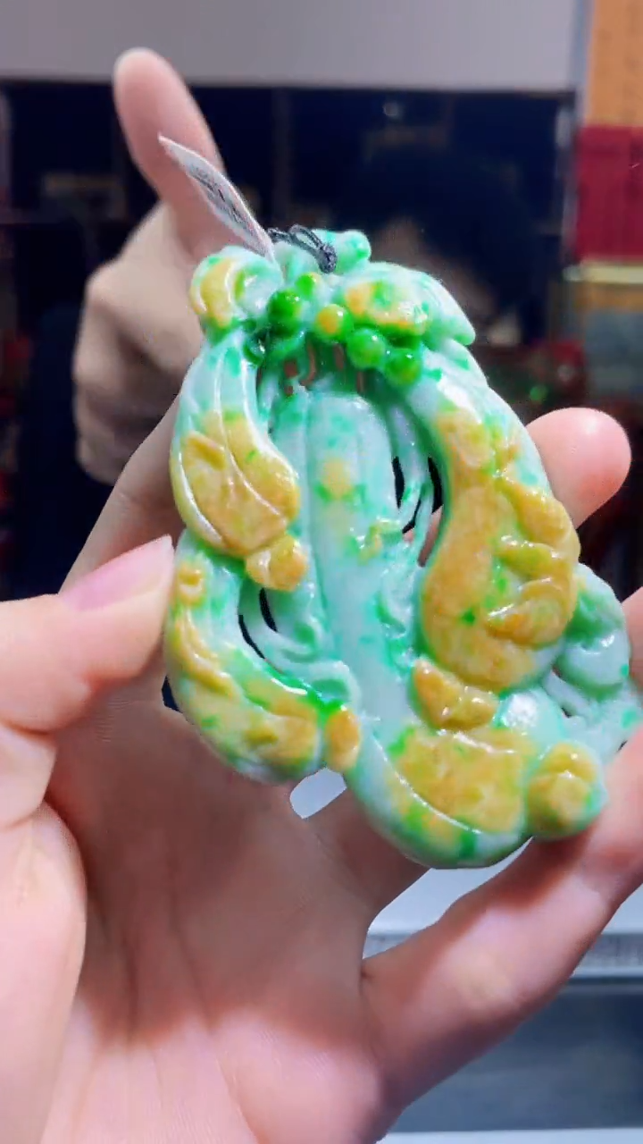 【闪购商品】翡翠吊坠(不含链)未镶嵌Q80