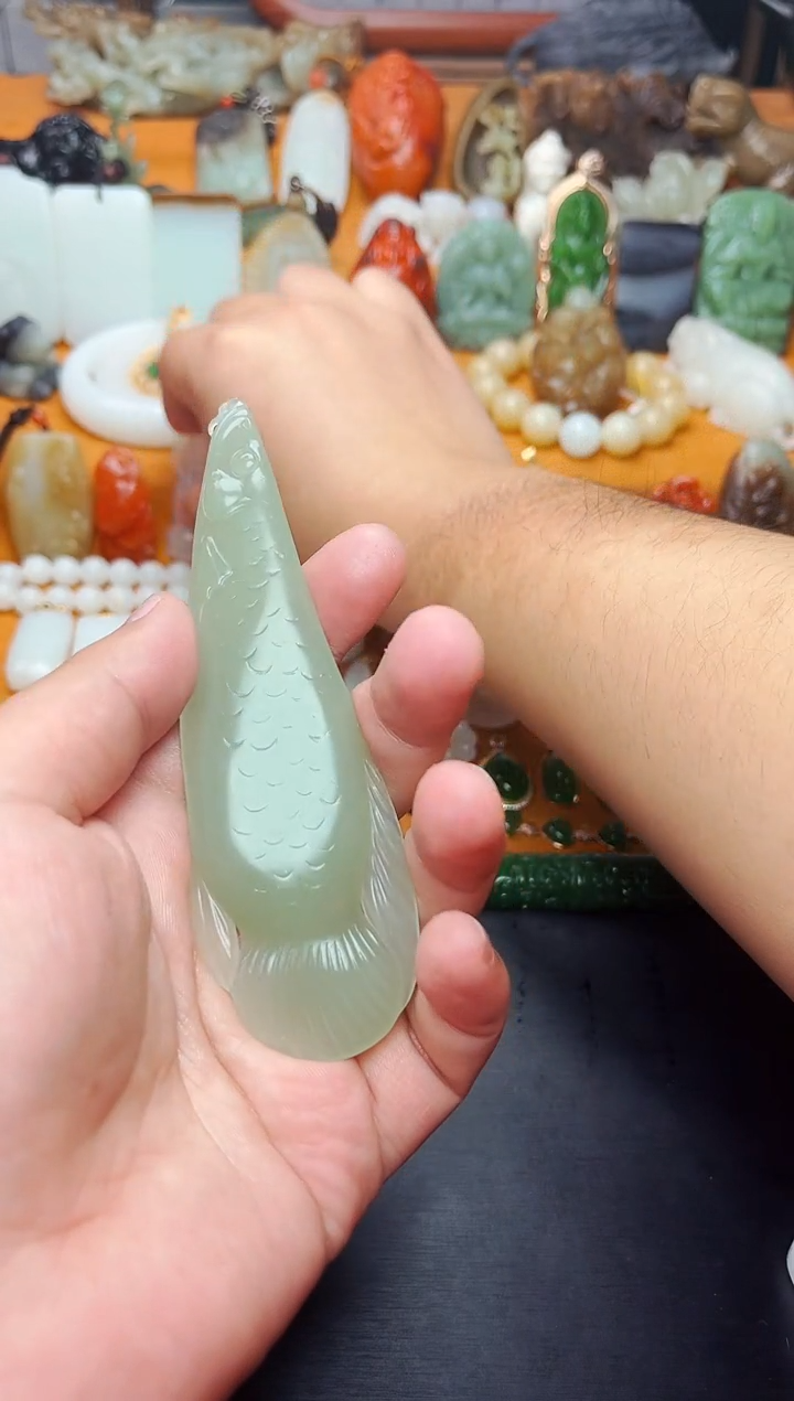 【闪购商品】和田玉摆件未镶嵌金龙鱼01