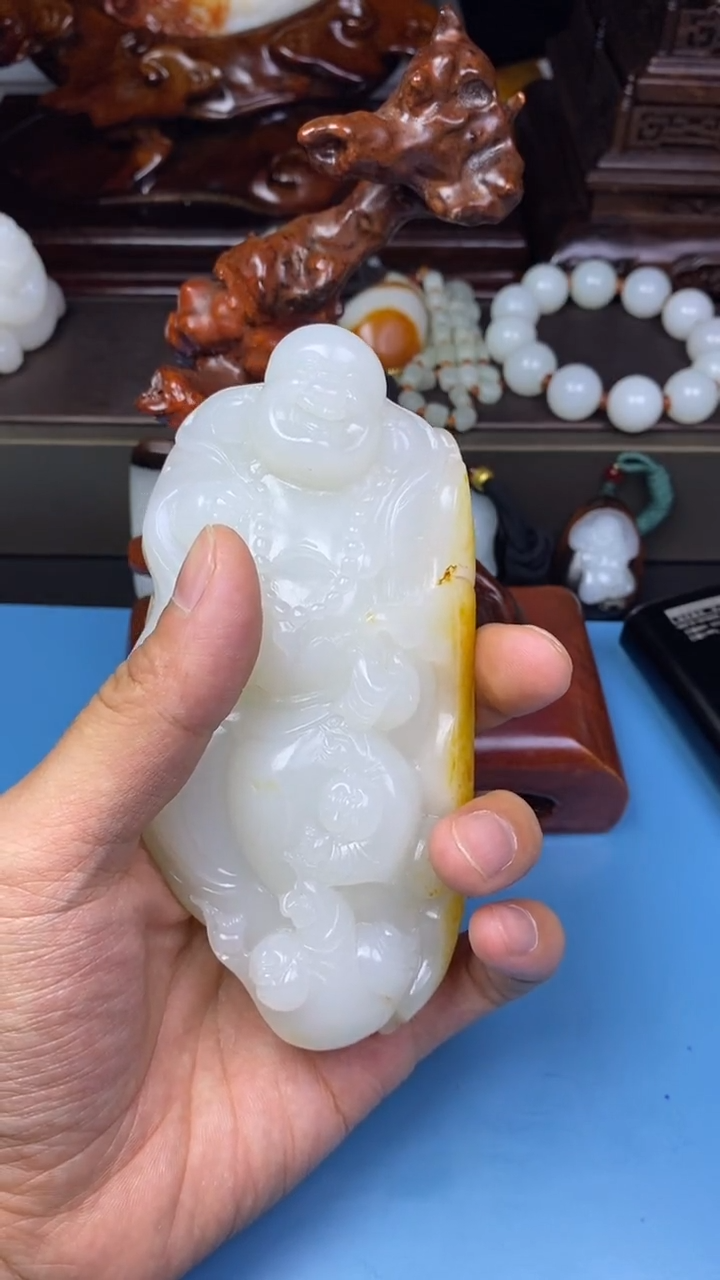 未镶嵌和田玉把件心**向1