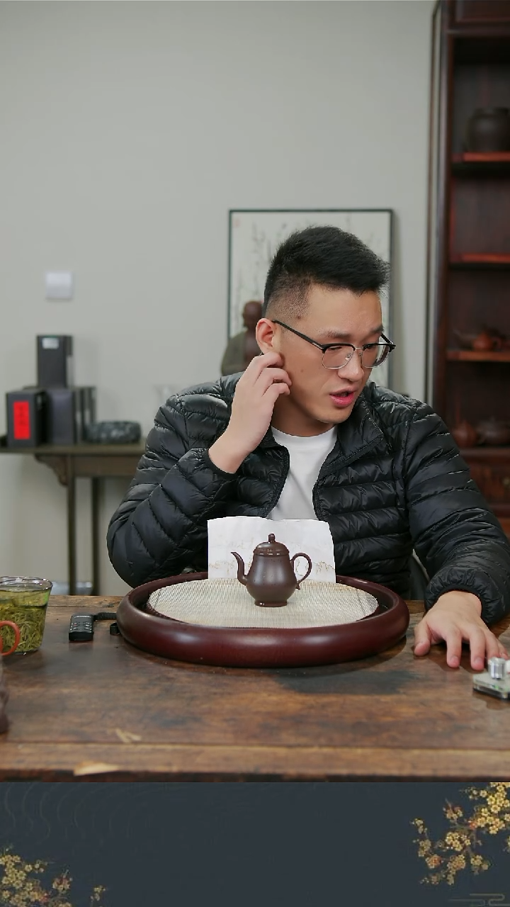 茶壶紫砂芝****间老行家紫砂1