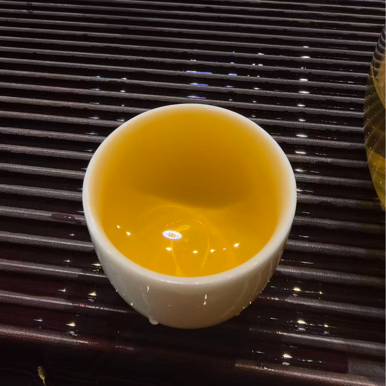 【名山团队】2021年昔归挑采古树龙珠 普洱茶