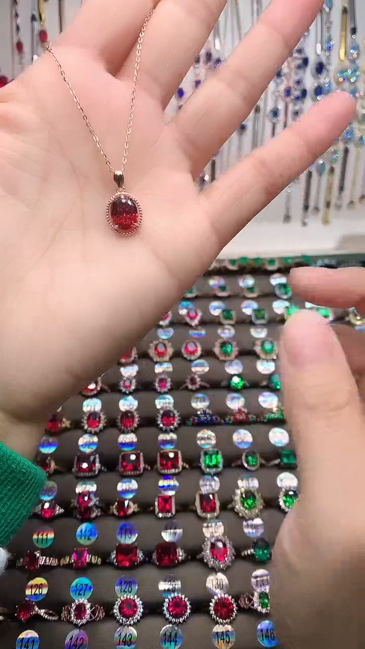 【闪购商品】石榴石吊坠(赠链)银S925镶嵌玫瑰金