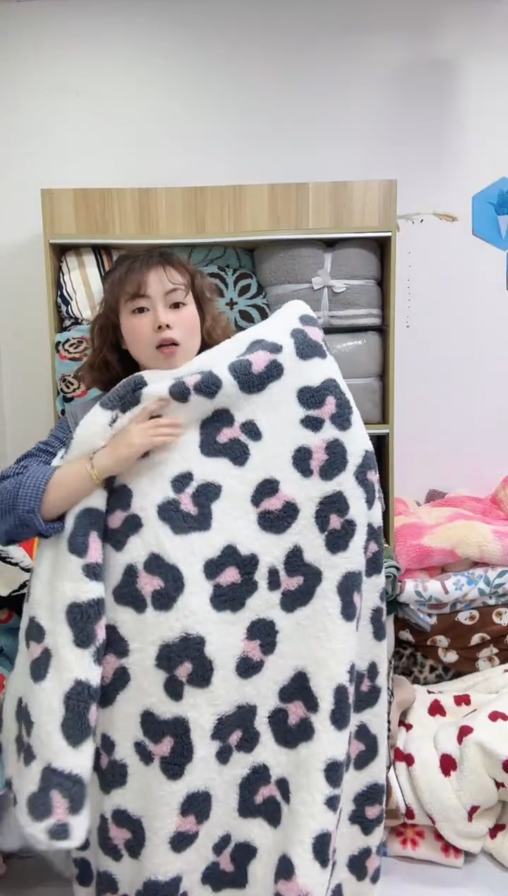 聚酯纤维1.5*2  粉豹纹双层