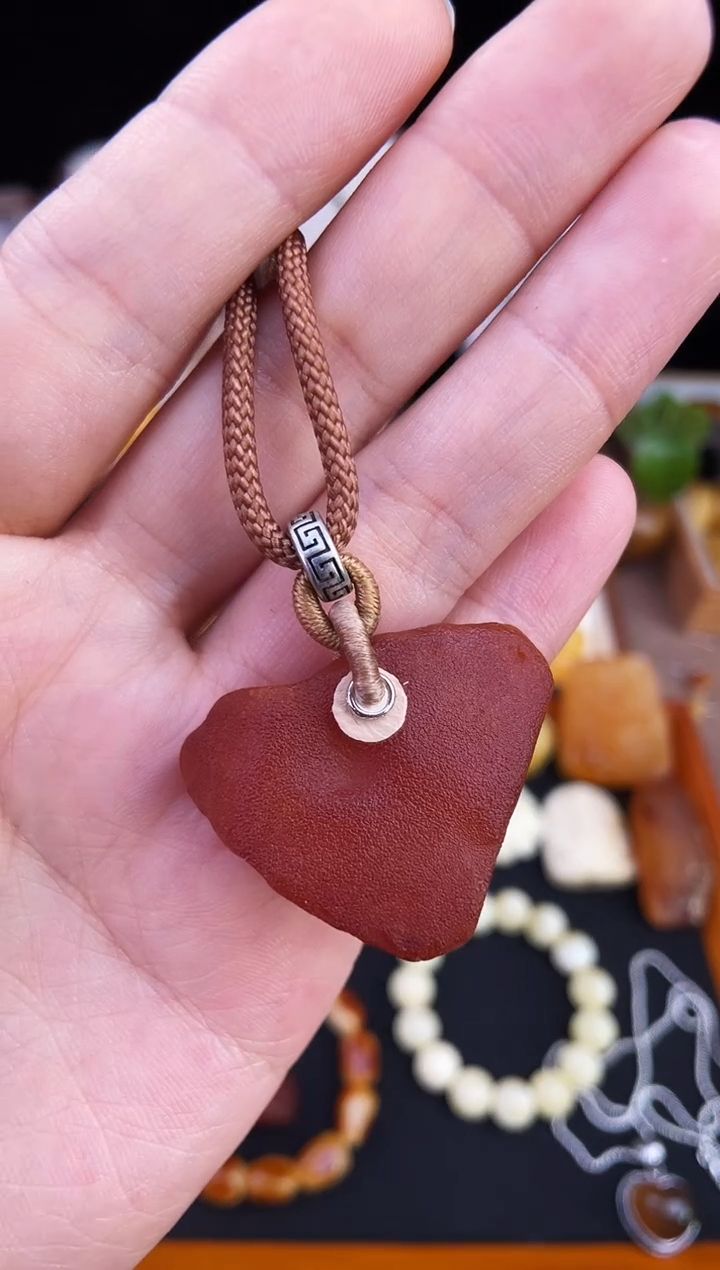 琥珀未镶嵌珠宝奇石柒月