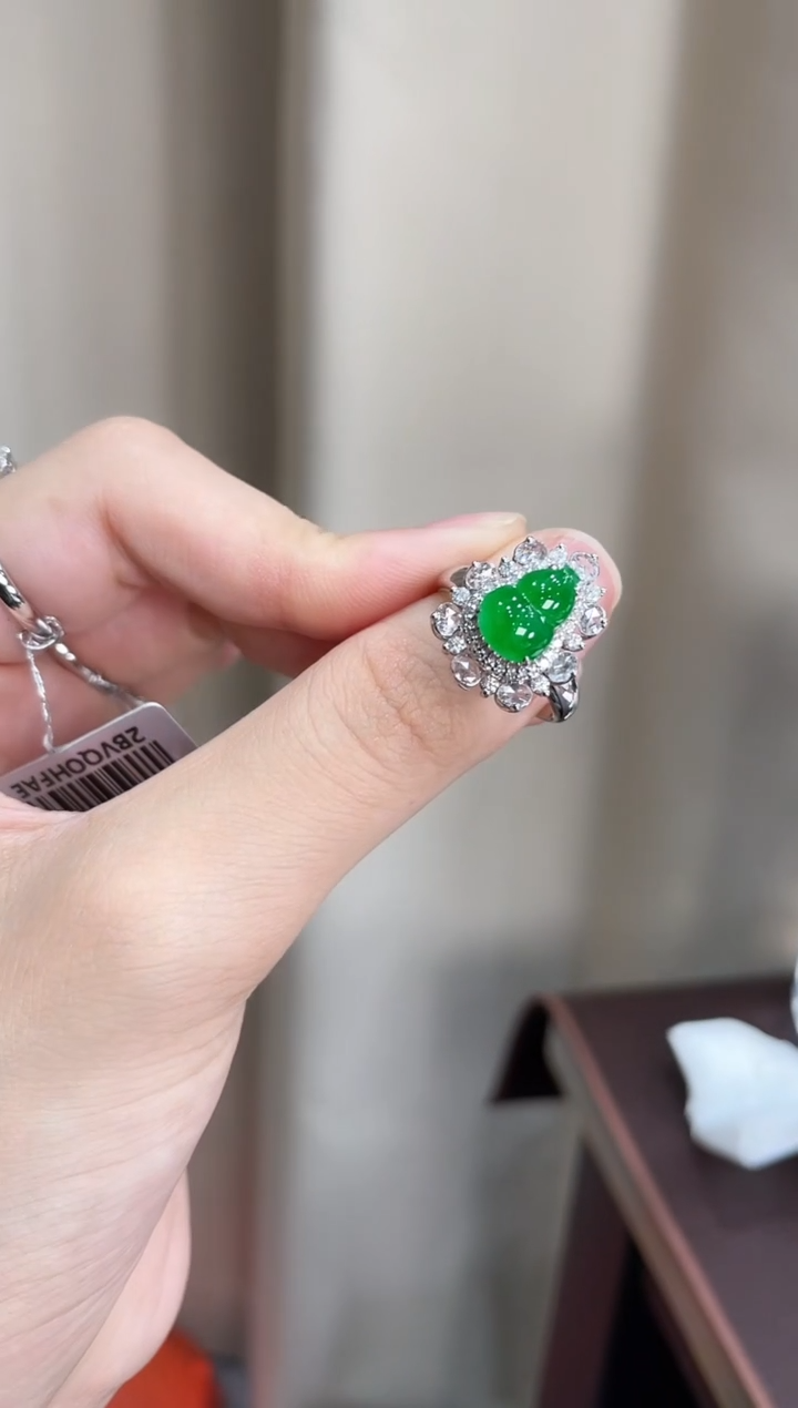 18K金镶嵌戒指翡翠ZHG01011-13