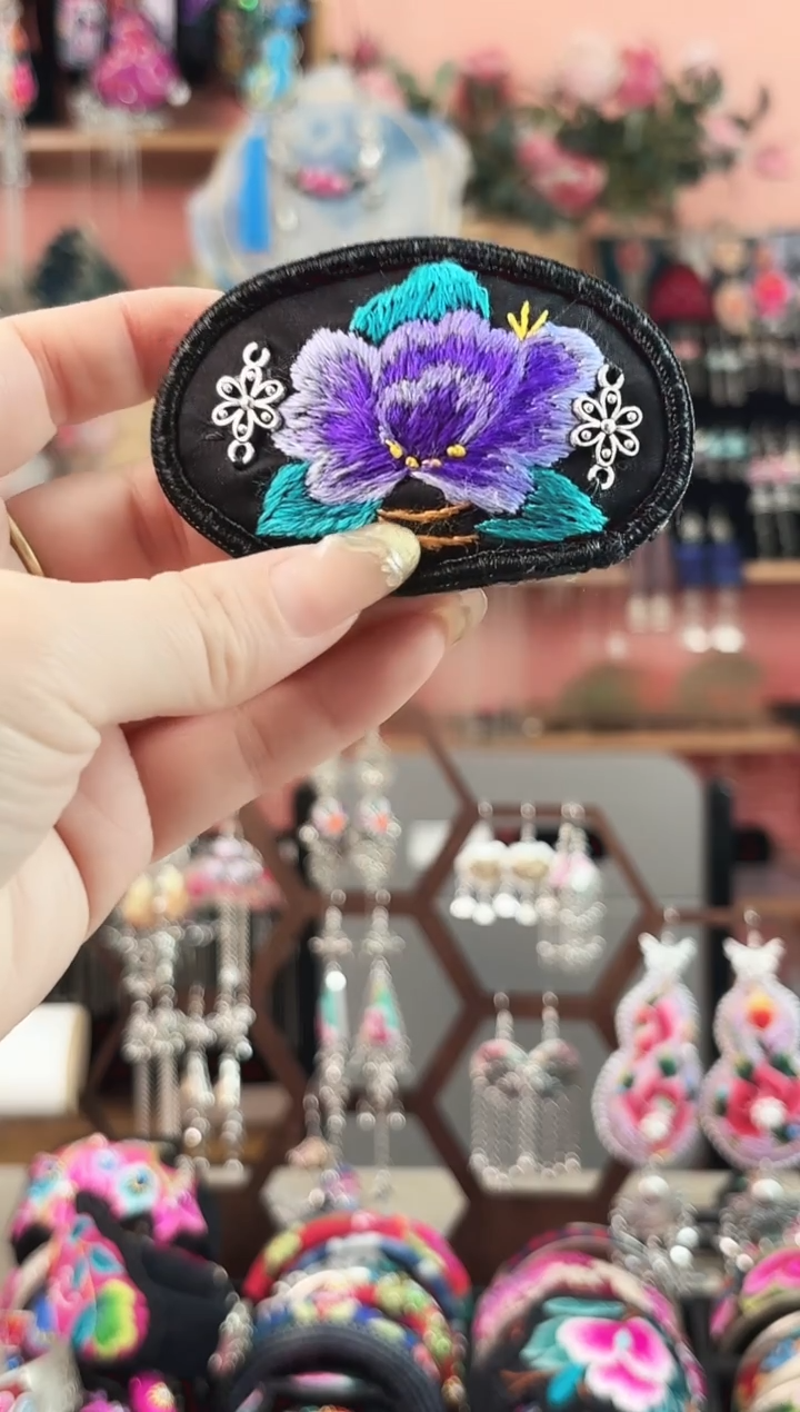 艺枝独绣手工饰品65