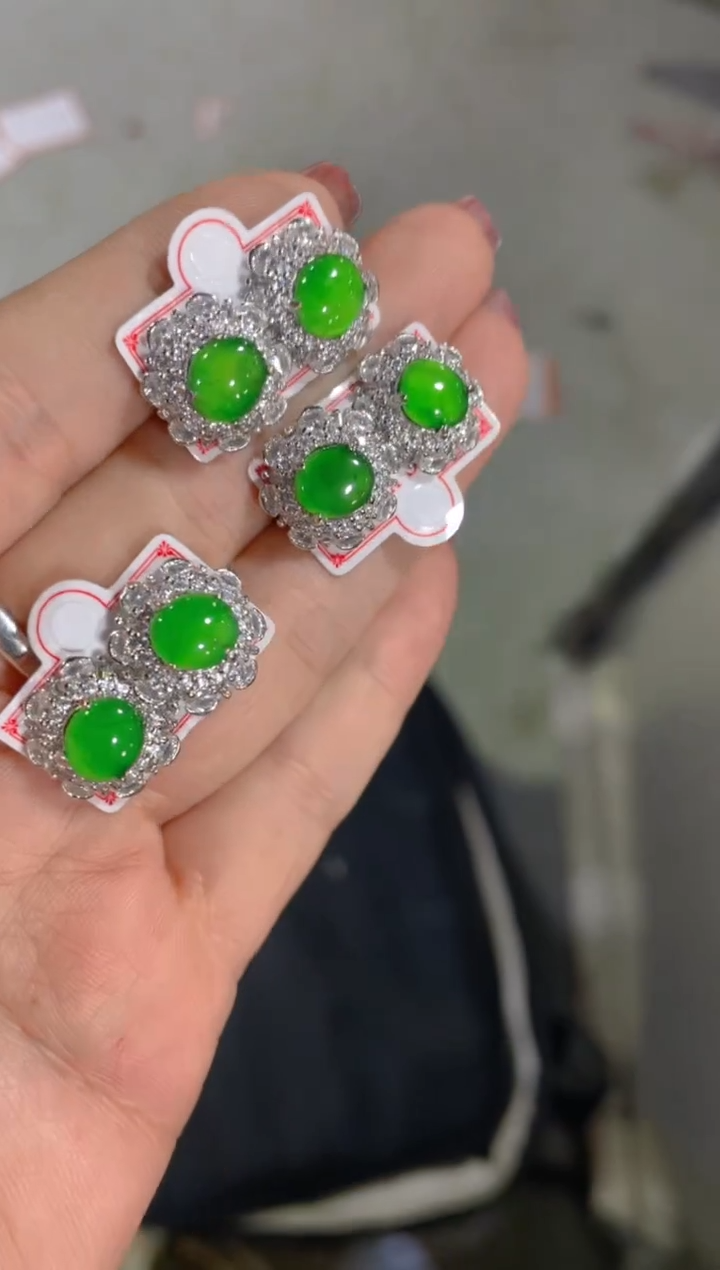 【闪购商品】翡翠耳饰未镶嵌天然A货翡翠多样性发货拍一发一