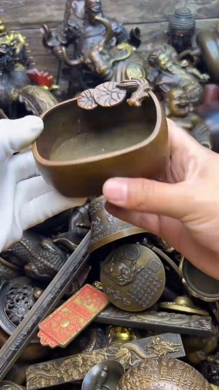 精美铜器，点击下单