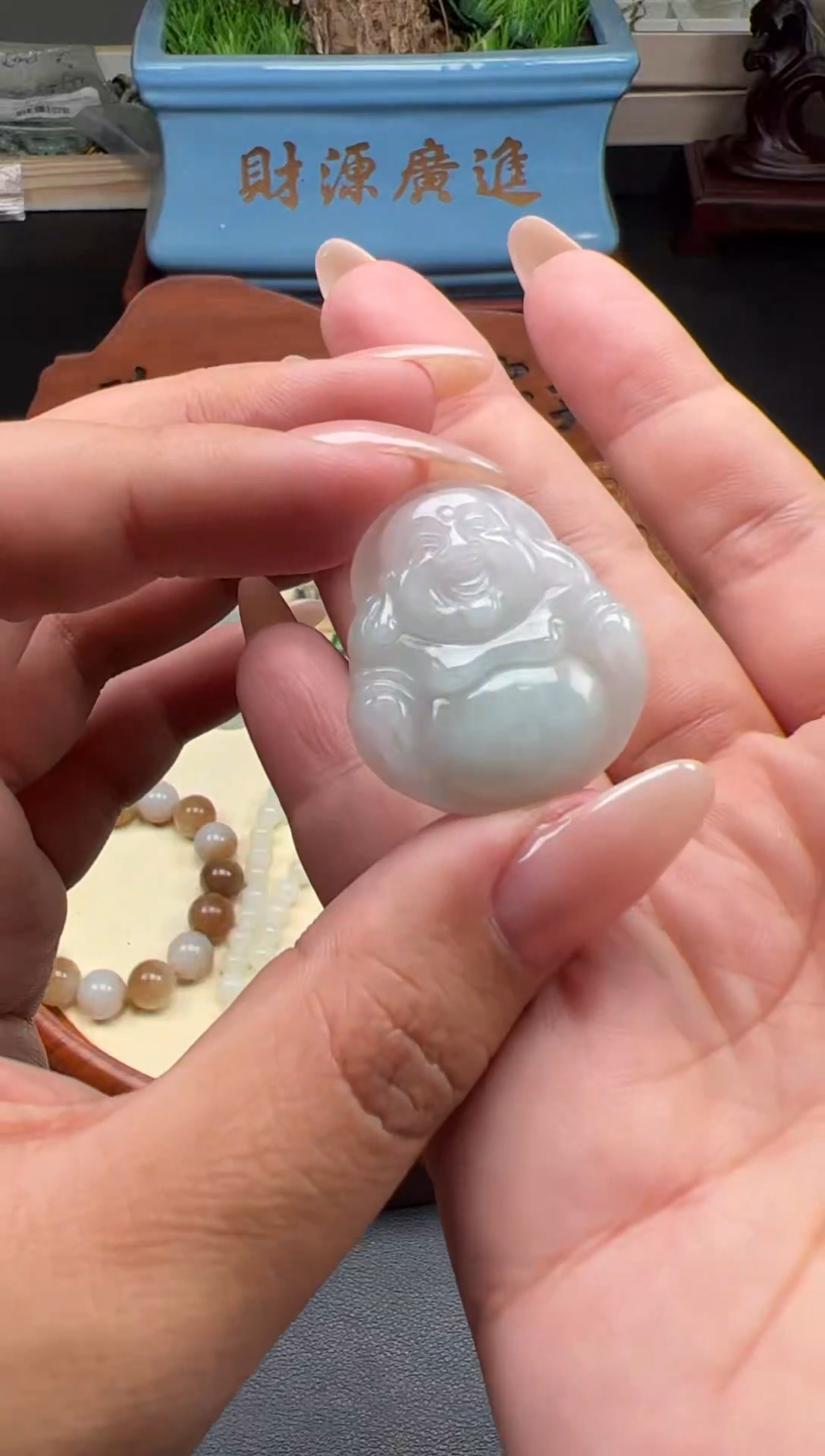 颈饰未镶嵌翡翠佛公