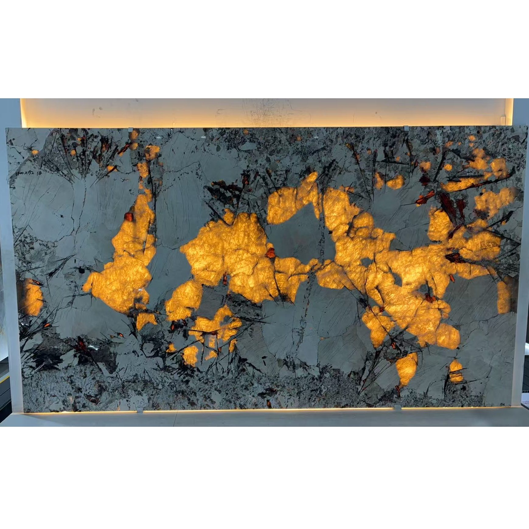 天然奢石雪山蓝用于别墅客厅电视玄关背景墙装饰