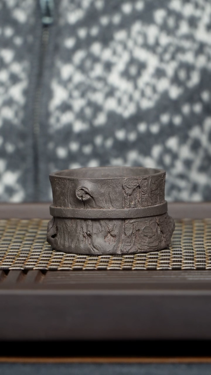 茶杯紫泥束腰松桩原矿零添加青灰紫泥纯手工制作98毫升