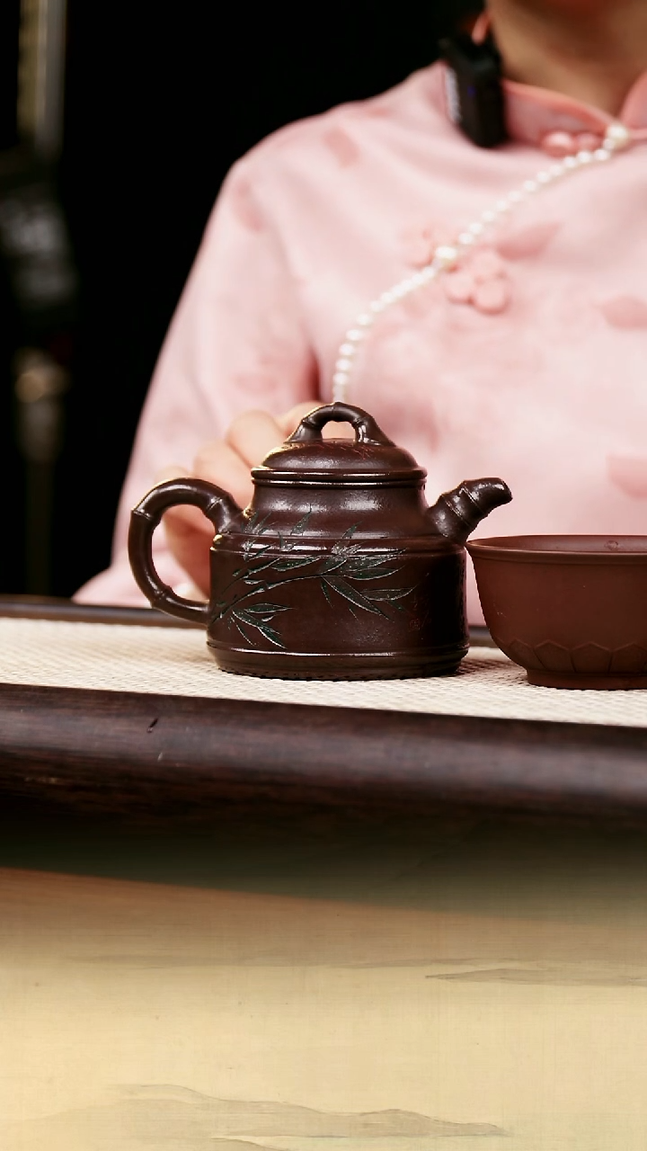 【闪购商品】紫砂茶壶紫玉金砂四方竹鼎
