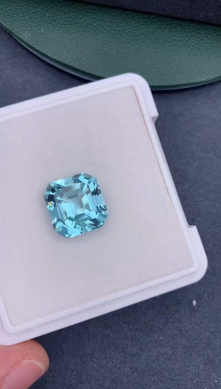 【闪购商品】海蓝宝石裸石未镶嵌10ct海蓝宝