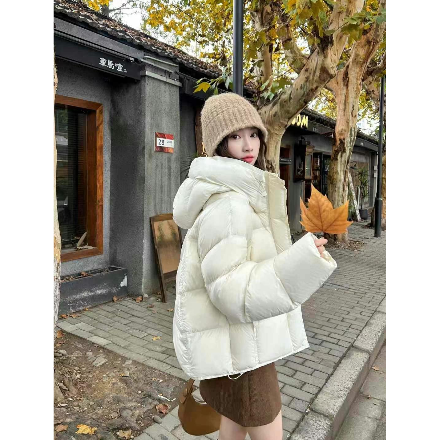 小个子羽绒服女短款2024冬季新款云朵泡芙时尚加厚连帽面包服外套