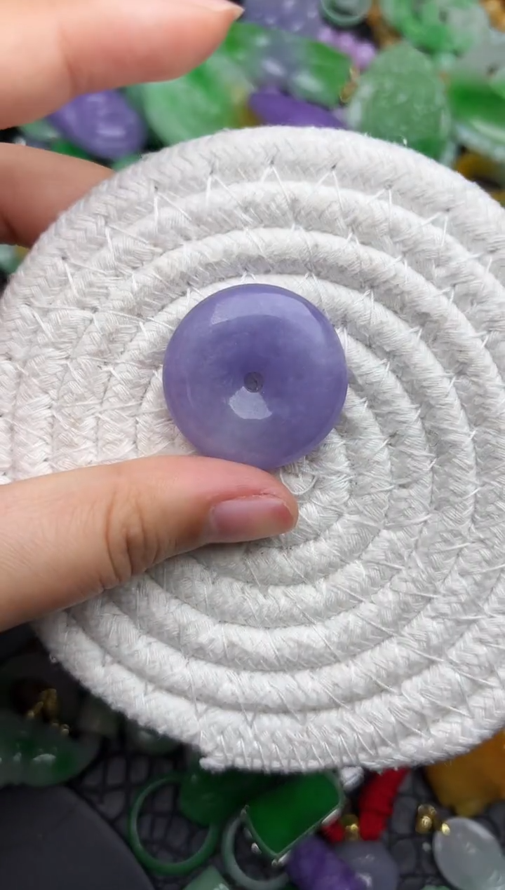 颈饰未镶嵌翡翠缅甸翡翠吊坠