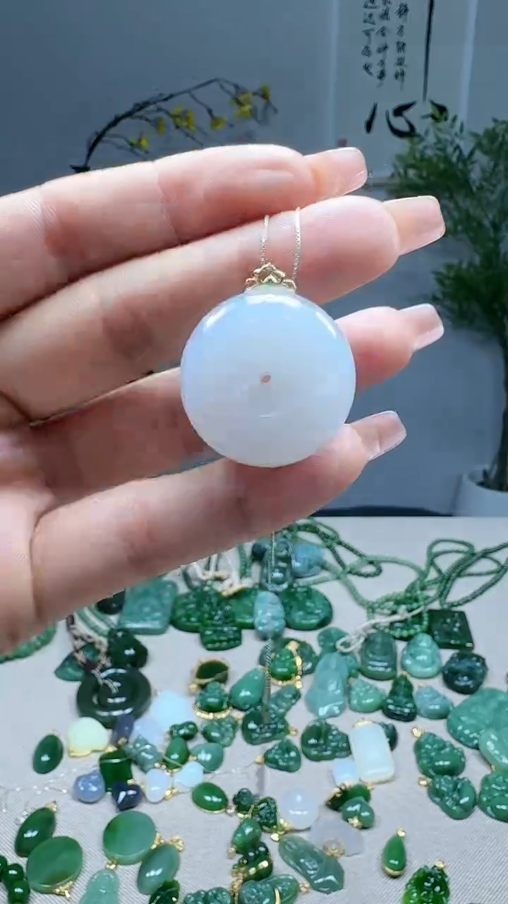 吊坠(不含链)18K金镶嵌和田玉1