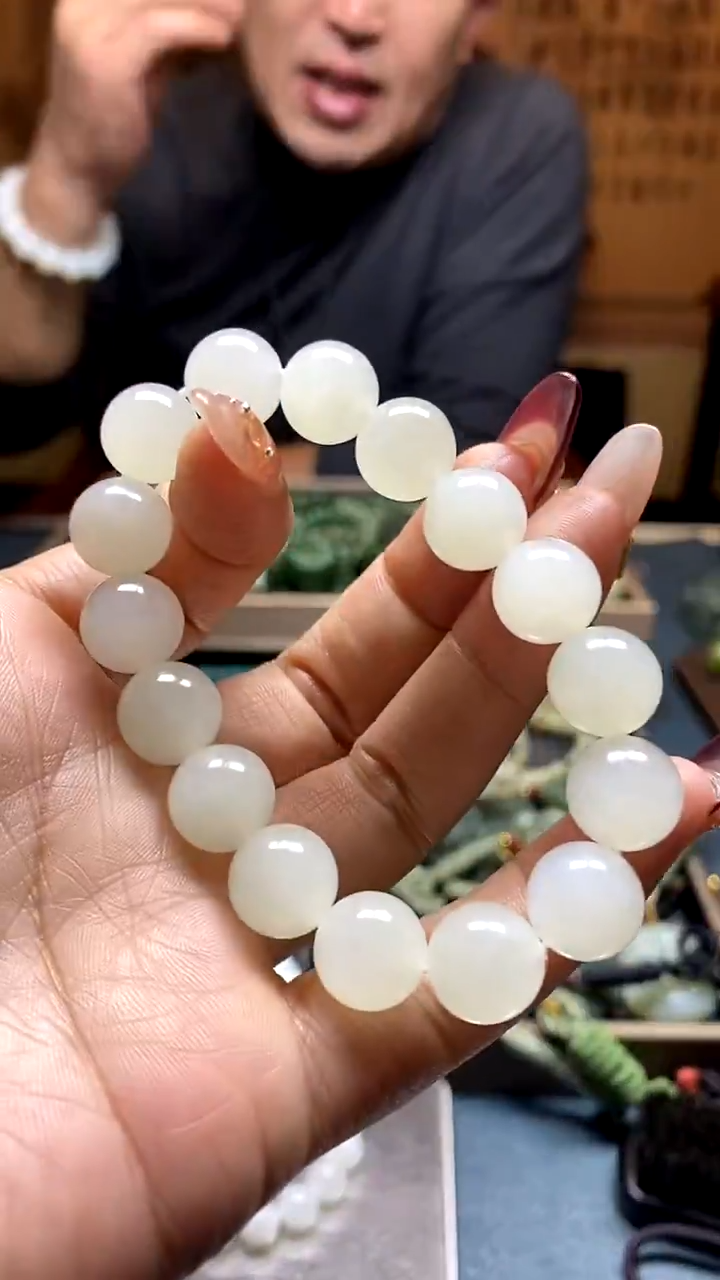 颈饰未镶嵌和田玉拍一发一