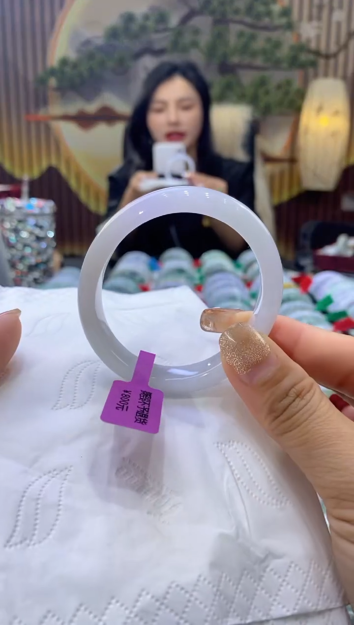 【闪购商品】翡翠手镯未镶嵌多人00567