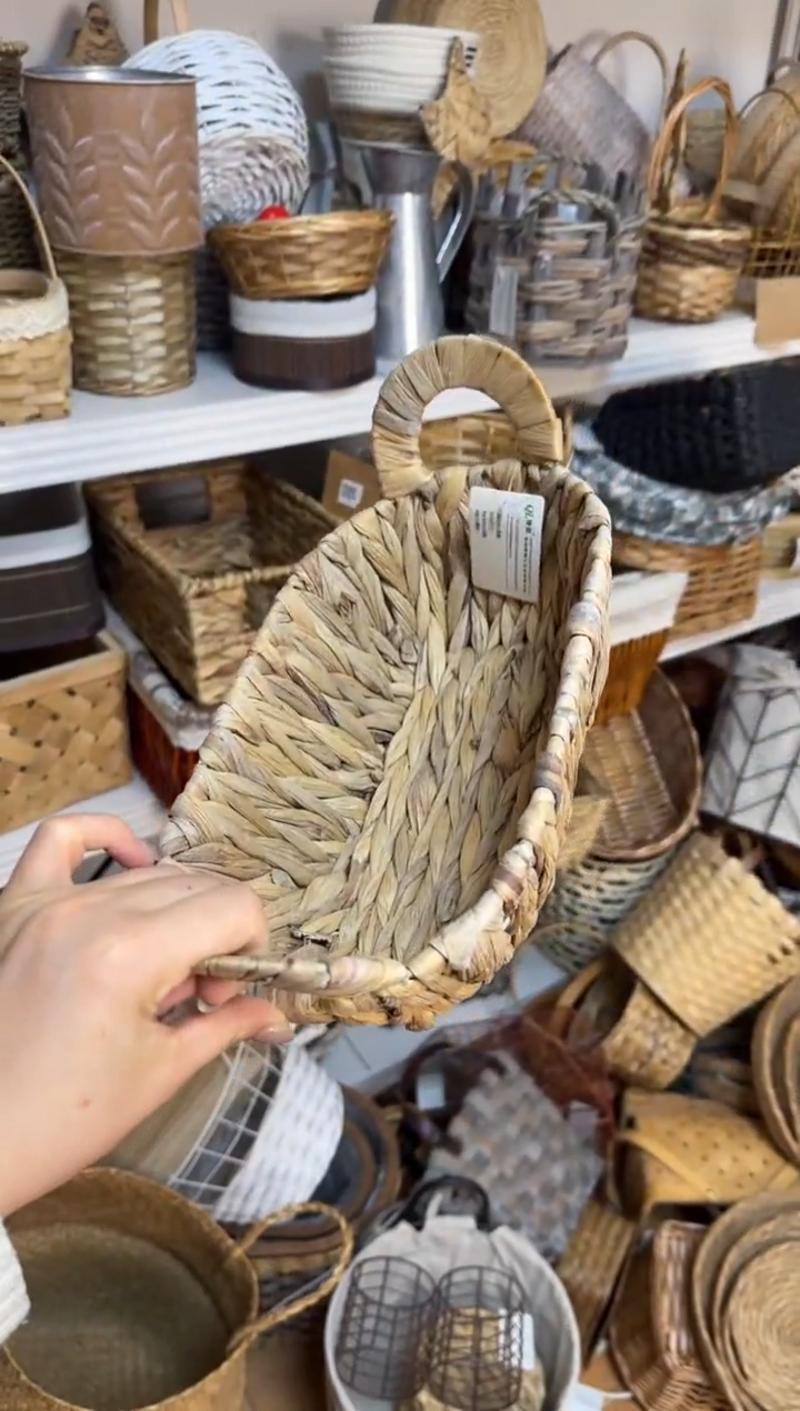 小**河微瑕捡漏葫芦草椭圆小筐