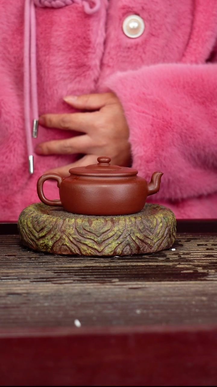 宜兴原矿紫砂壶茶壶宜兴原矿紫砂壶茶壶100C