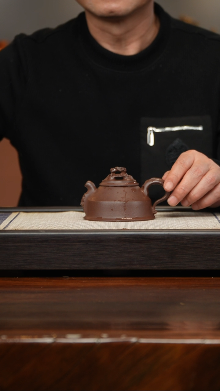 【闪购商品】紫砂茶壶手磨料云山