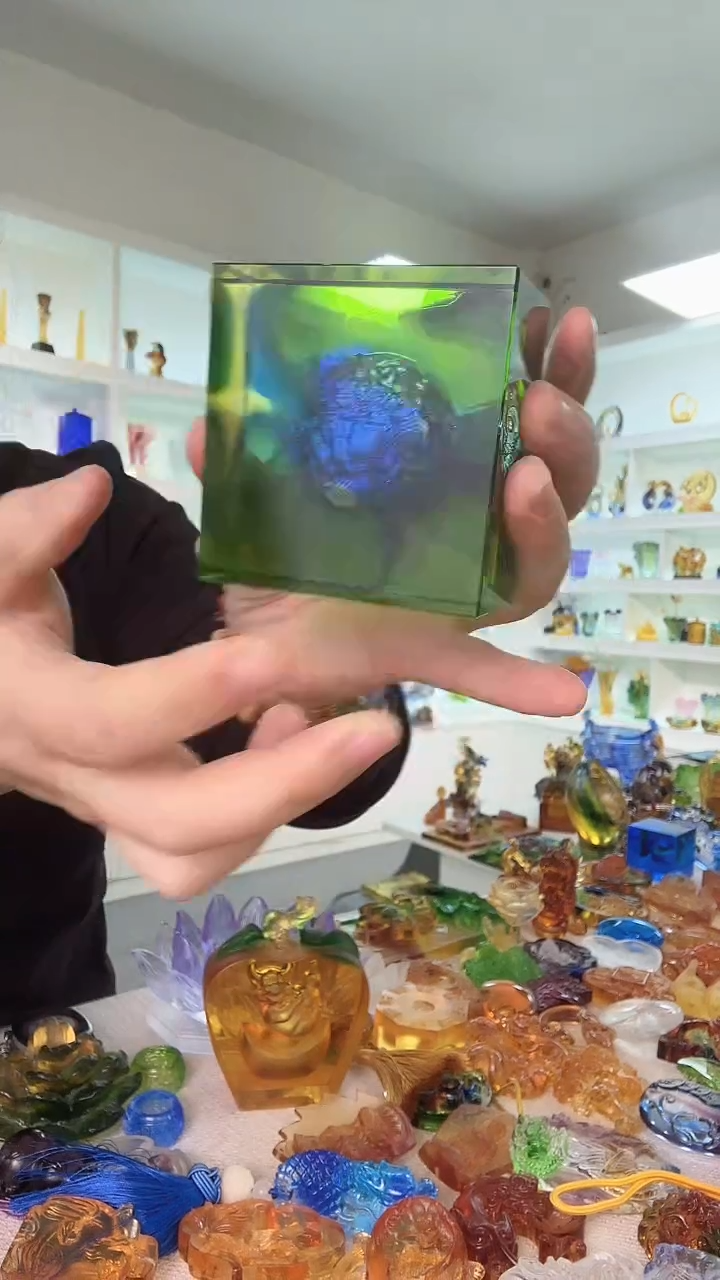 手工艺品琉璃富贵