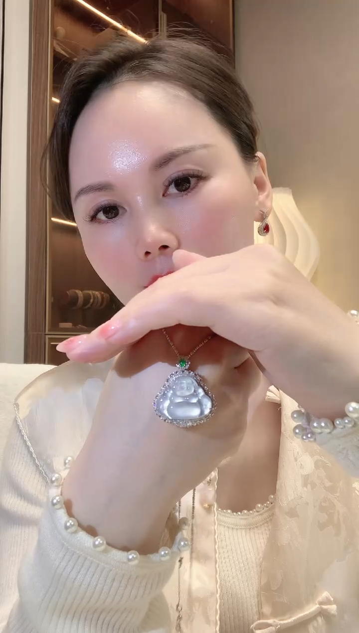 【闪购商品】翡翠吊坠(不含链)18K金镶嵌F57 