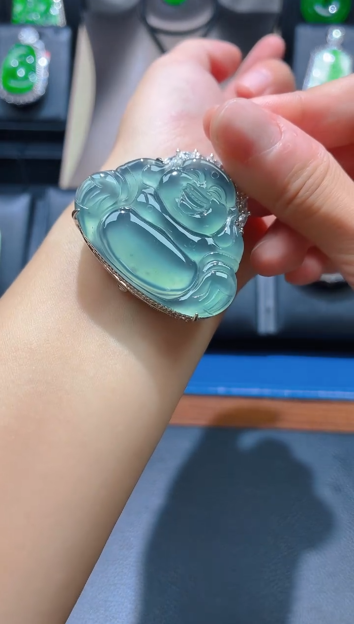 翡翠未镶嵌颈饰天然Q31