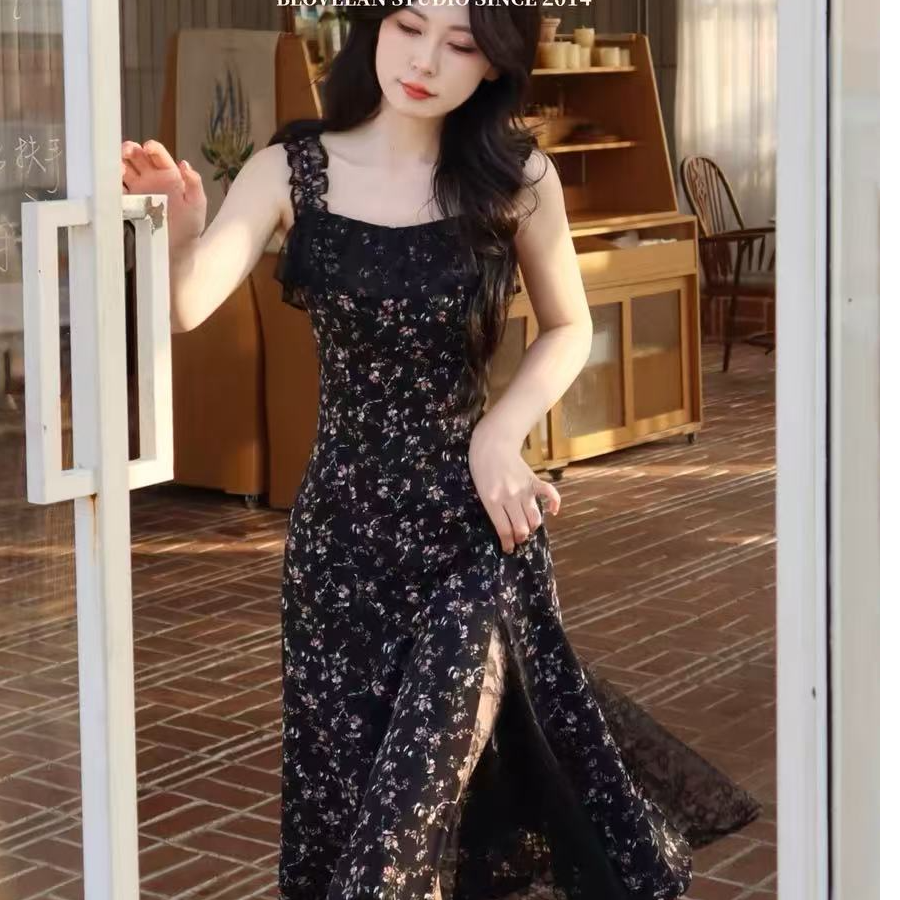 岩岩家3606法式碎花吊带连衣裙大码蕾丝拼接长裙