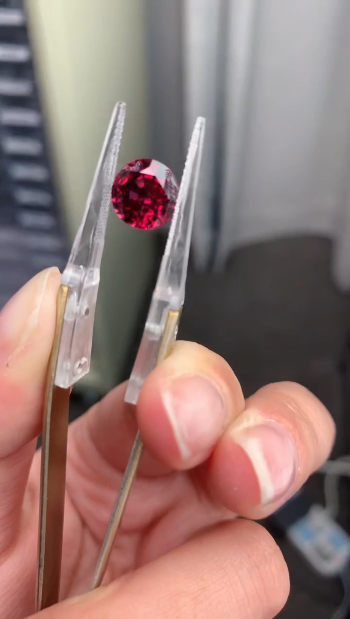 【闪购商品】石榴石裸石未镶嵌3.8ct镁铝