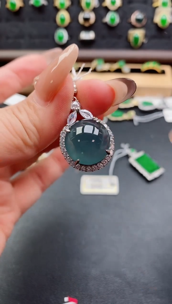吊坠(赠链)银S925镶嵌翡翠1
