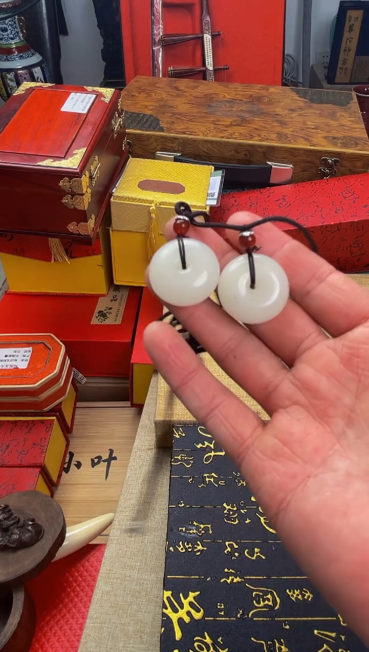 【闪购商品】和田玉1未镶嵌————————和田扣