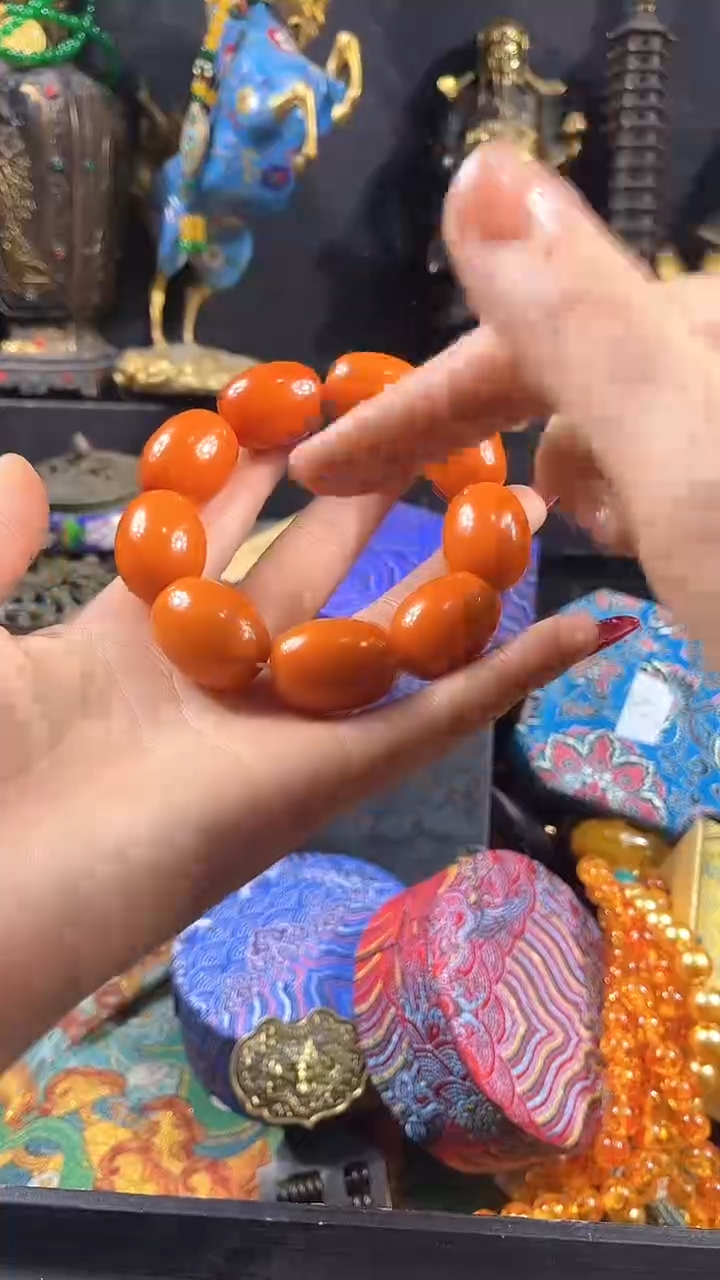 【闪购商品】蜜蜡手串未镶嵌【闪购商品】枣型珠蜜蜡手串zzz